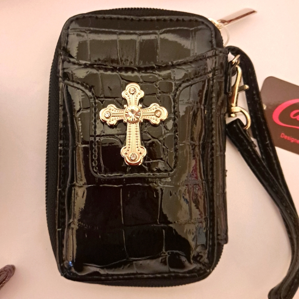 Cross Wristlet ID Cardholder Wallet Black  Embellishment Faux Patent Leather NWT